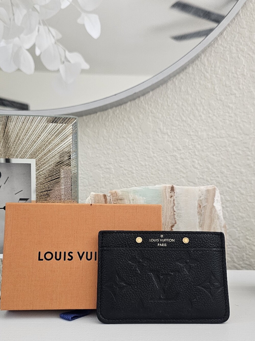 EUC Louis Vuitton Black/Gold Embossed Empreinte Cardholder